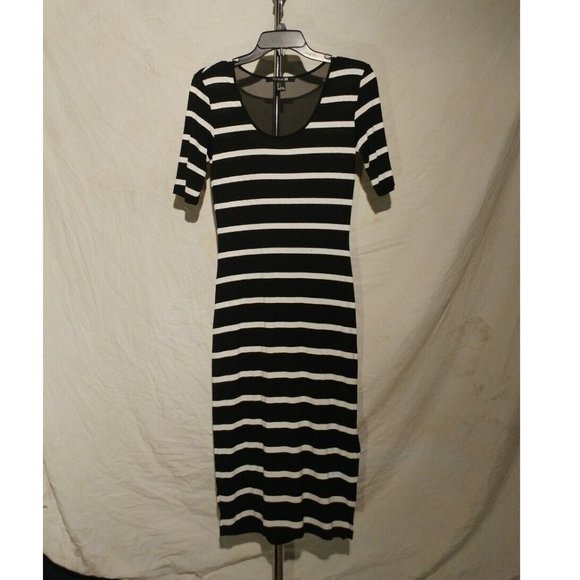 Forever 21 dress Black And White Striped - Picture 2 of 9